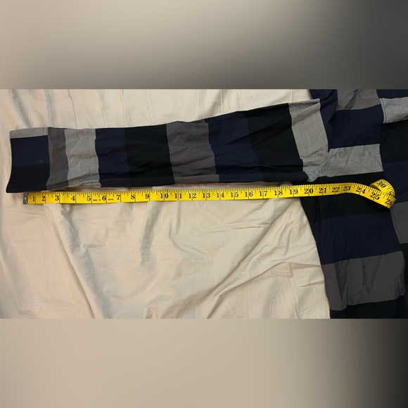 Perry Ellis Black and Gray Checker Pattern Shirt - Picture 5 of 6